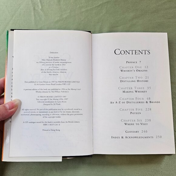 Classic Irish Whiskey (Classic drinks series) by Murray, James‎ Hardback - Picture 3 of 10